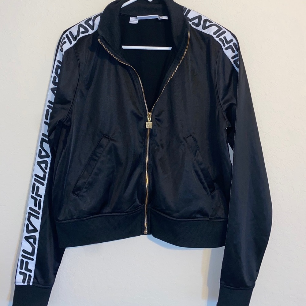 Fila zip up